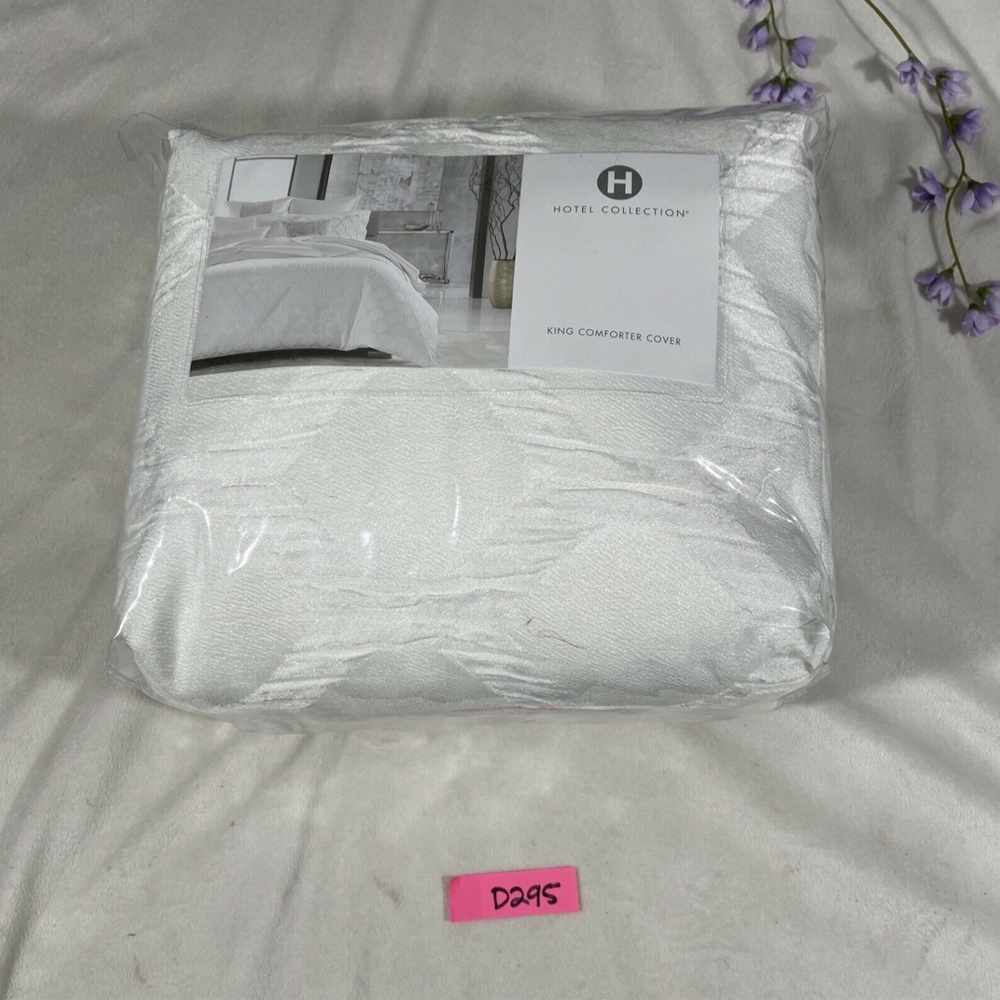 NEW Hotel Collection [‎ King ] Olympia Duvet Cover Only in White